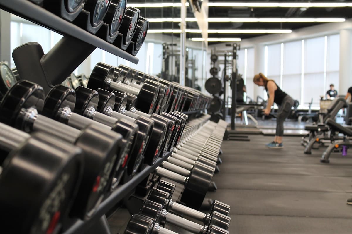 The Fitness Coach’s Online Playbook: Building Trust Before the First Session