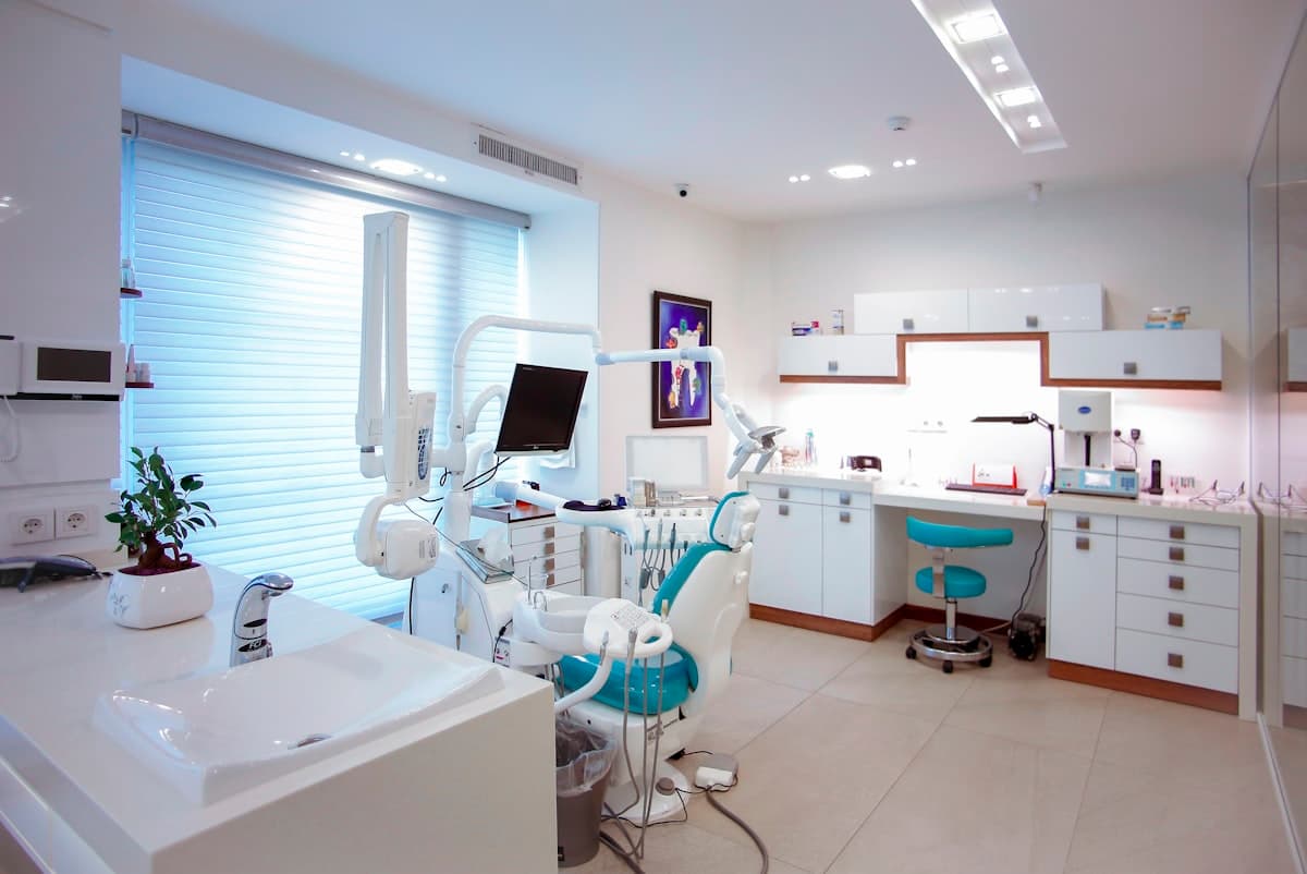 Dental Practice Marketing: Converting Patient Searches Into Booked Appointments