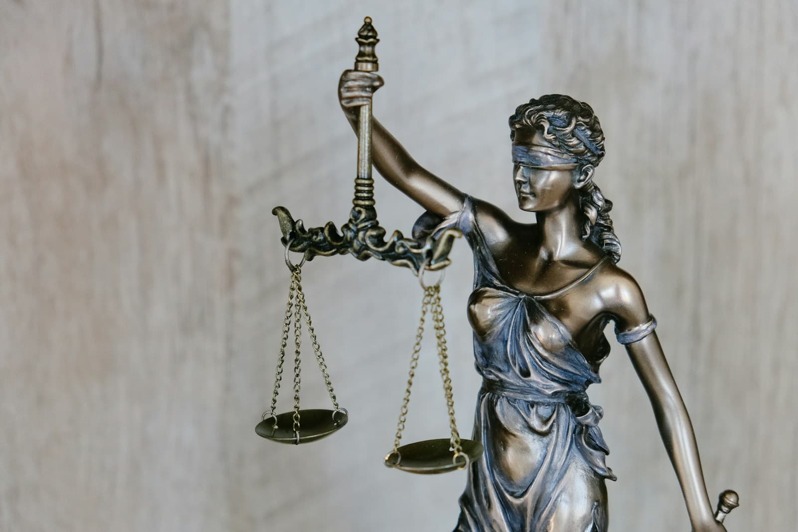 How to Read a Web Design Contract Before Signing: The Clauses That Actually Protect You