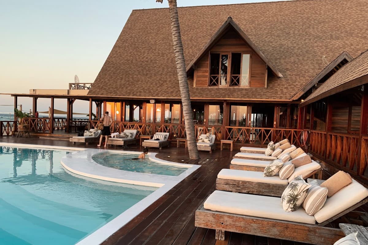 Hotel and B&B Websites: Driving Direct Bookings Over OTA Commissions