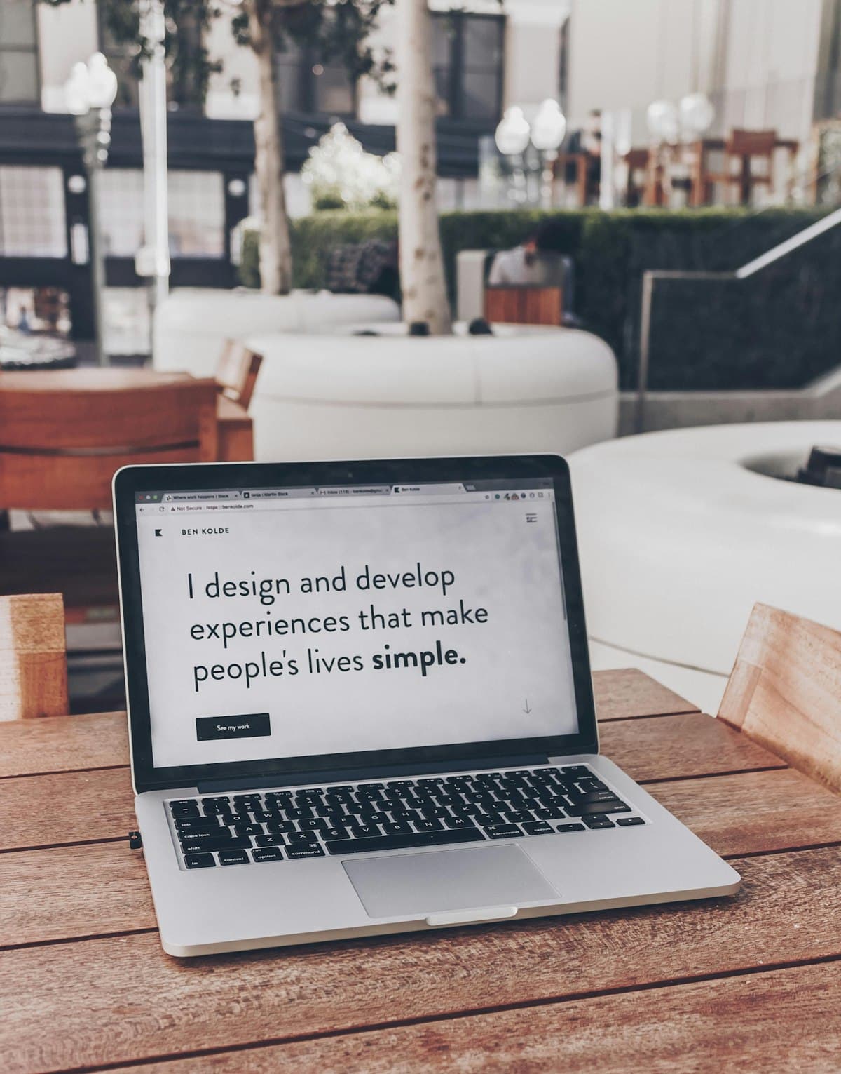 What Makes a Good Homepage: The 9 Elements That Actually Convert Visitors