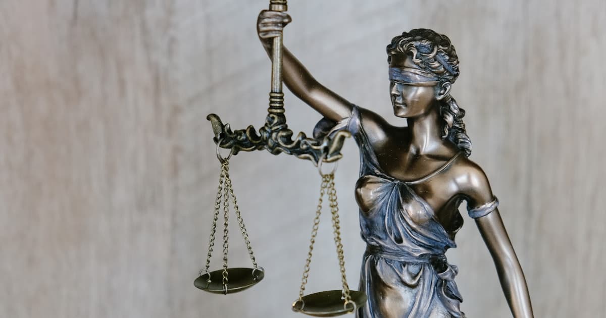Law Firm Websites That Win Clients: From First Search to First Consultation