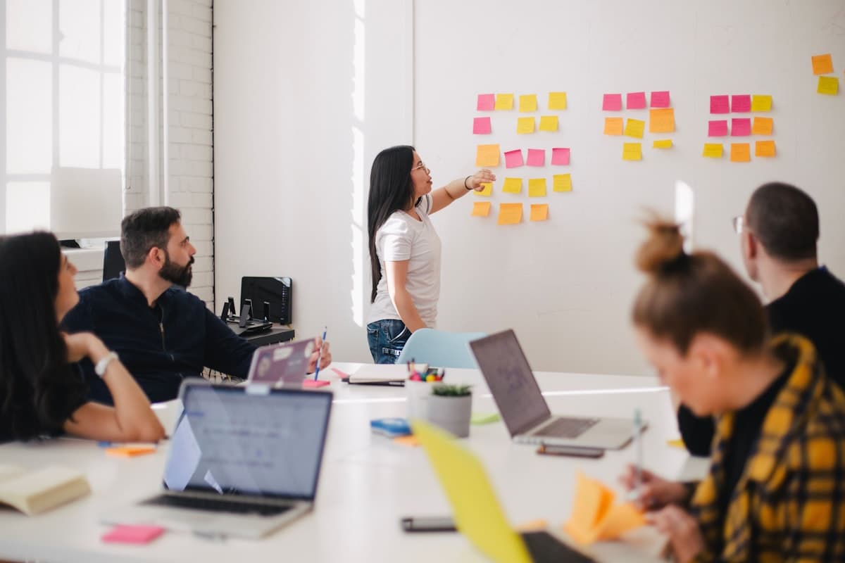 Building Authority Online as a Coach or Consultant: A Web Strategy That Converts